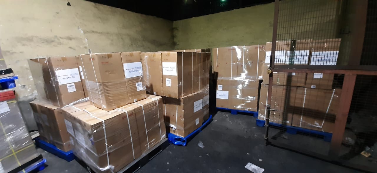 Oxygen Concentrators arrive at CSMIA from Singapore - Arabian Defence