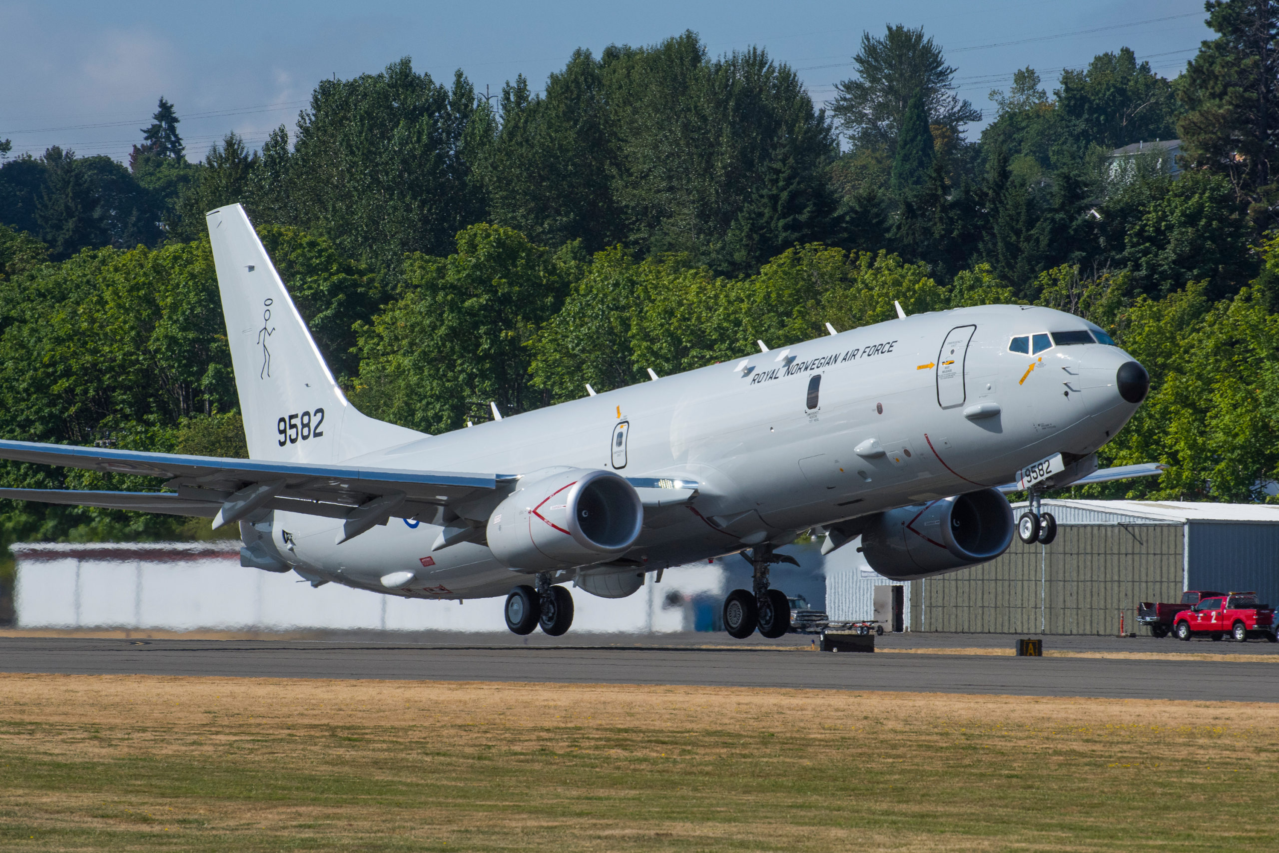 Boeing p 8a